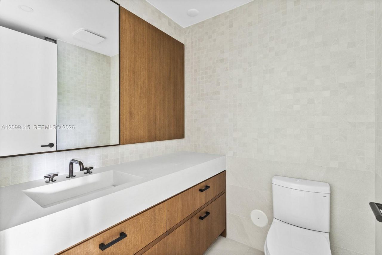 2200 Brickell Ave, Unit 201, Miami, FL 33129 Photo