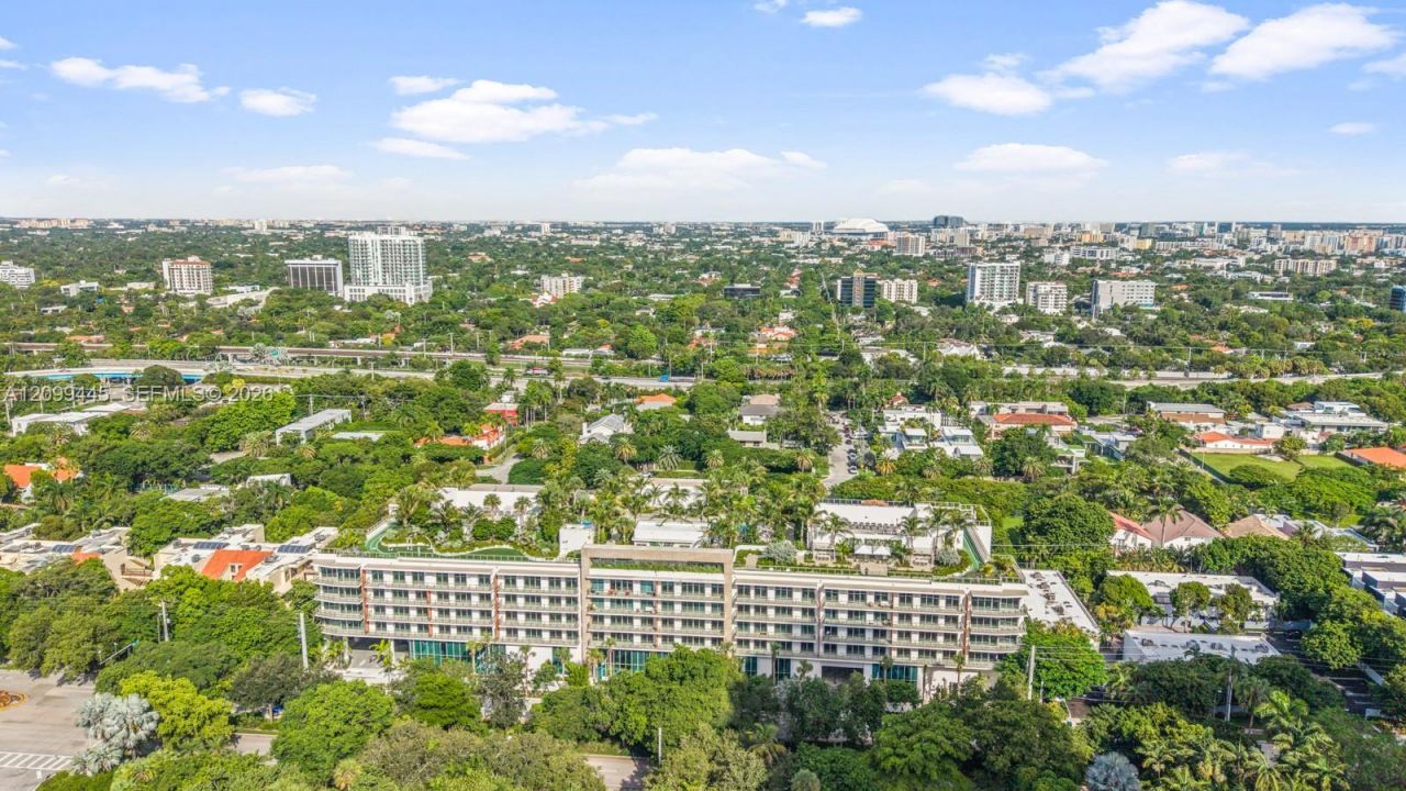 2200 Brickell Ave, Unit 201, Miami, FL 33129 Photo