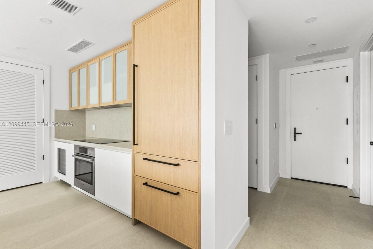 2200 Brickell Ave, Unit 201, Miami, FL 33129 Photo