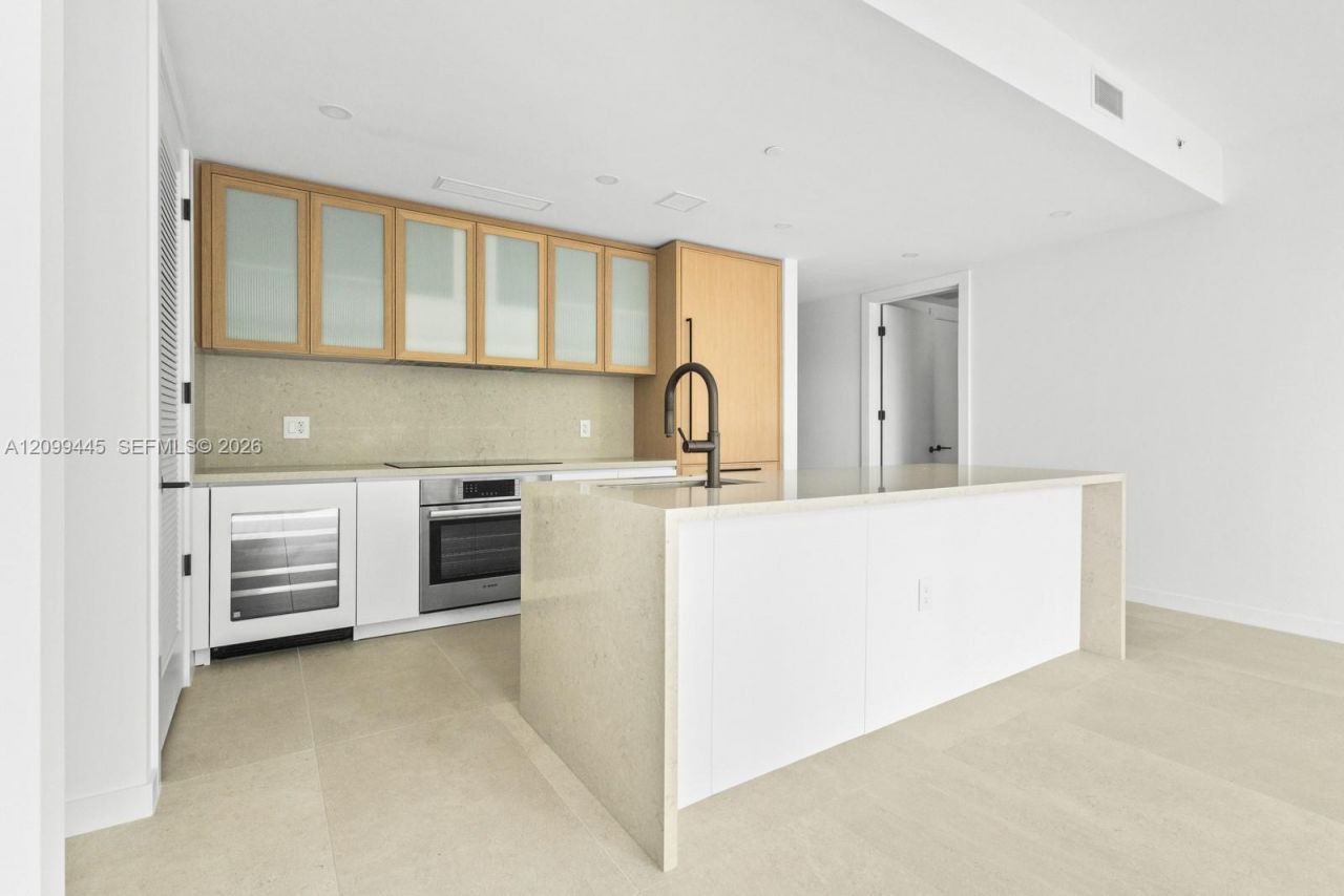 2200 Brickell Ave, Unit 201, Miami, FL 33129 Photo
