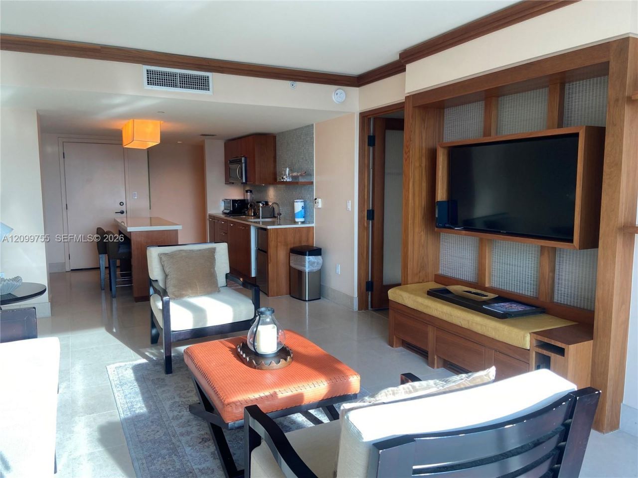 6801 Collins Ave, Unit 401, Miami Beach, FL 33141 Photo