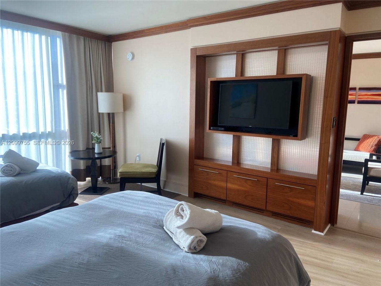 6801 Collins Ave, Unit 401, Miami Beach, FL 33141 Photo