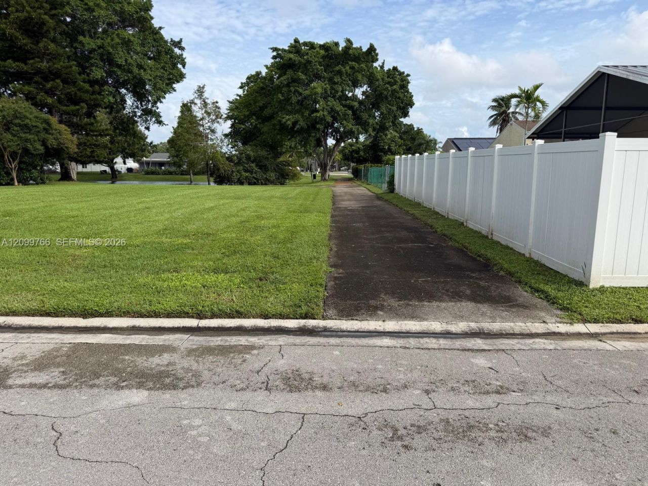 8289 Barnyard Way , Boca Raton, FL 33433 Photo