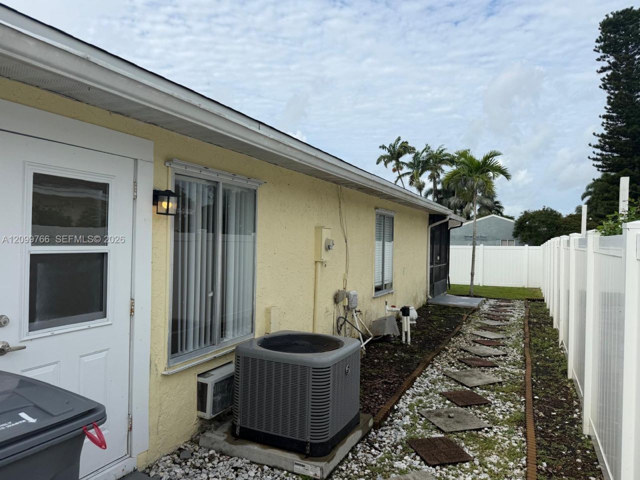 8289 Barnyard Way , Boca Raton, FL 33433 Photo