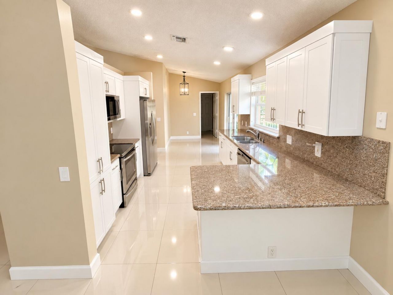 8045 Copenhagen Way, Boca Raton, FL 33434 Photo