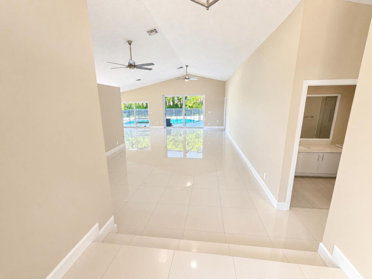 8045 Copenhagen Way, Boca Raton, FL 33434 Photo