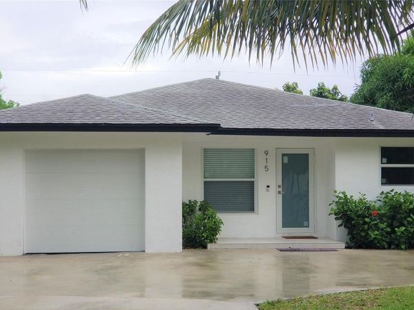 915 SE 2ND Avenue, Delray Beach, FL 33483