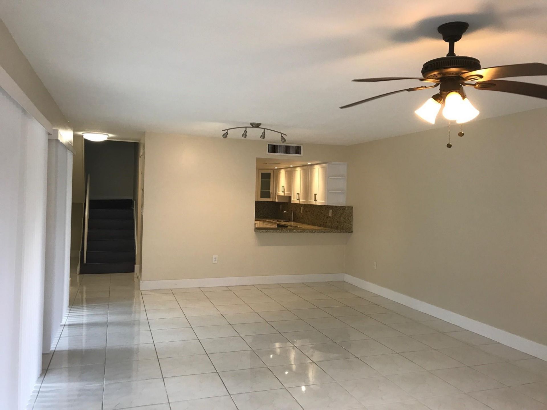 593 NW 98th Avenue, Unit 1, Plantation, FL 33324 Photo