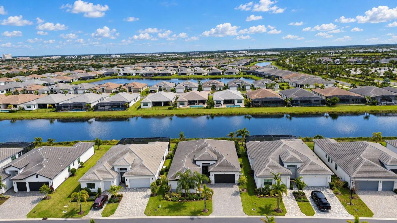 12441 SW Crystal Cove Drive, Port Saint Lucie, FL 34987 Photo