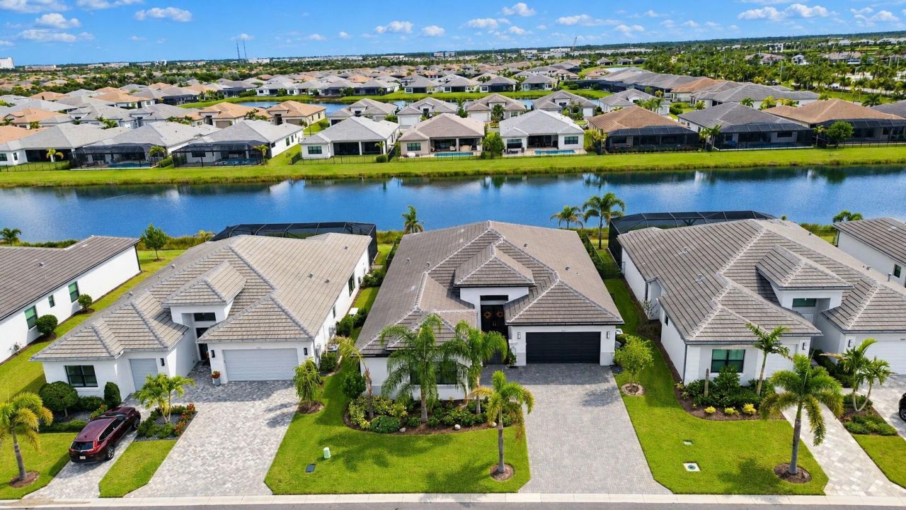12441 SW Crystal Cove Drive, Port Saint Lucie, FL 34987 Photo