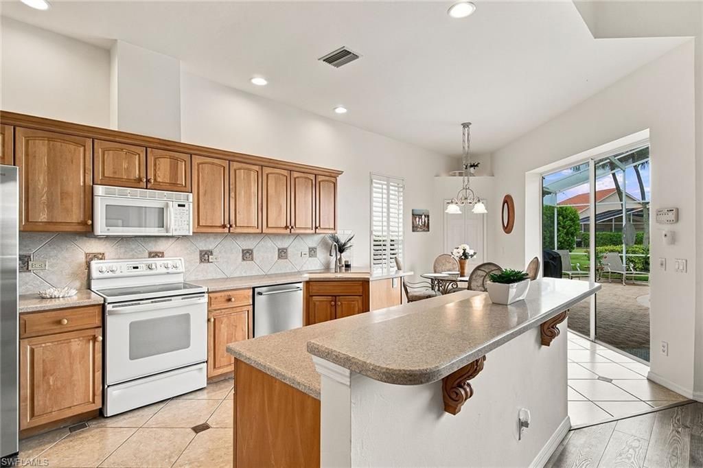28522 Highgate Dr, Bonita Springs, FL 34135 Photo