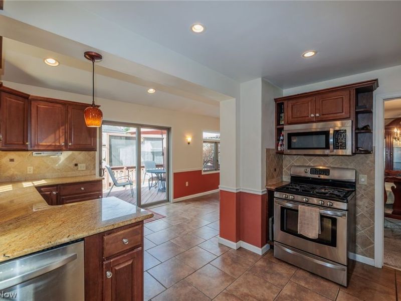 3166 W 162nd Street, Cleveland, OH 44111 Photo 5