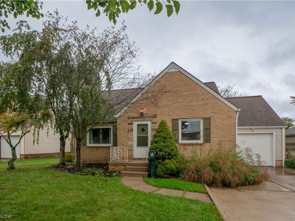 3809 Frazer Avenue NW, Canton, OH 44709