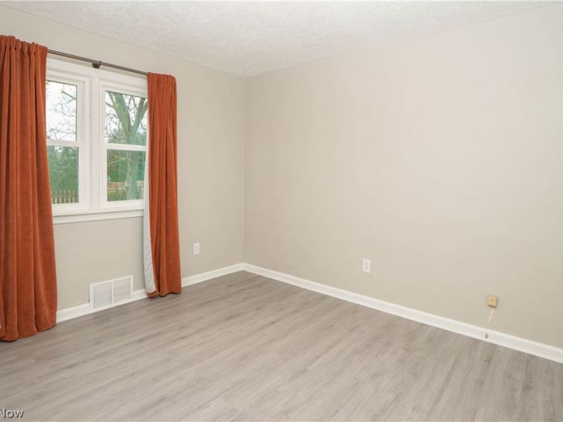 3809 Frazer Avenue NW, Canton, OH 44709 Photo 17