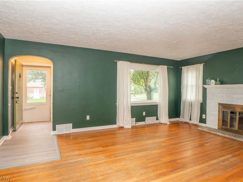 3809 Frazer Avenue NW, Canton, OH 44709 Photo 5