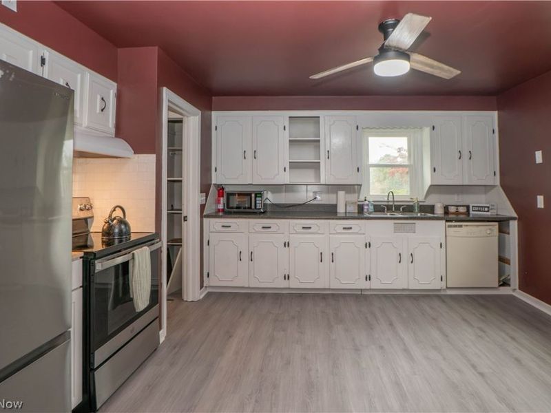3809 Frazer Avenue NW, Canton, OH 44709 Photo 8