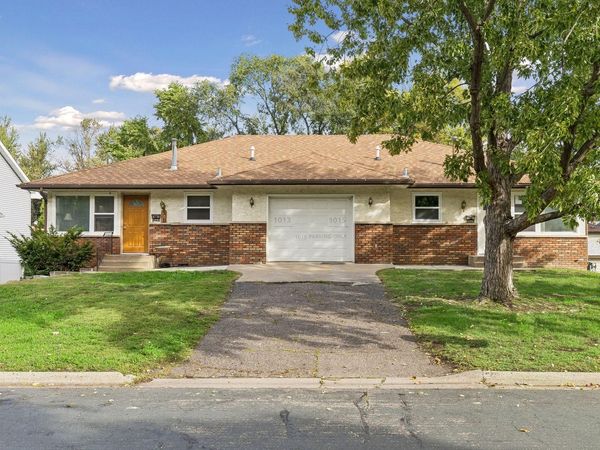 1015 43 1/2 Avenue NE, Columbia Heights, MN 55421
