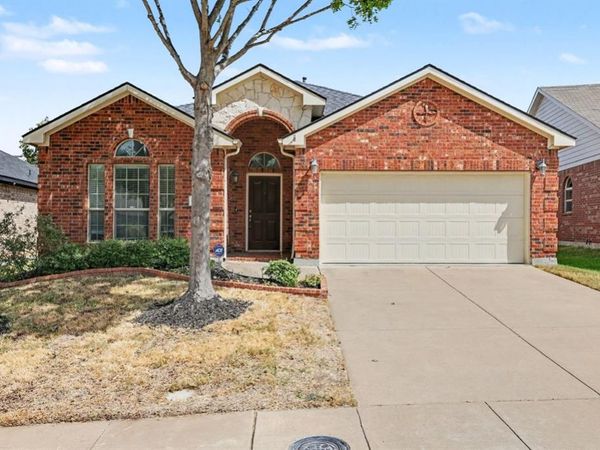 8738 Misty Bluff Court , Dallas, TX 75249