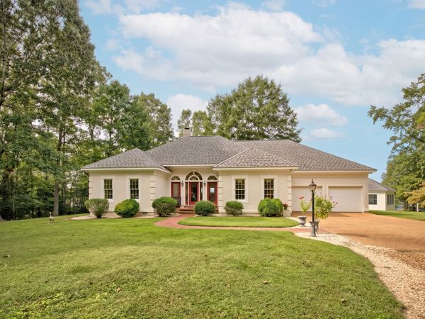 257 Sunset Vista Drive, Hartfield, VA 23071