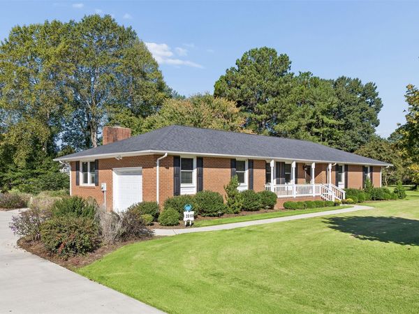2010 Tillage Lane , Hayes, VA 23072