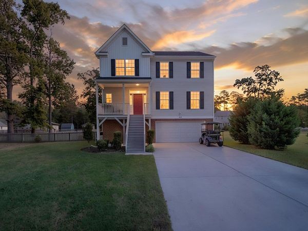 605 Wildey Road , Seaford, VA 23693
