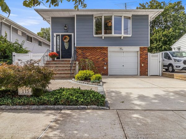115 S 11th Street, New Hyde Park, NY 11040