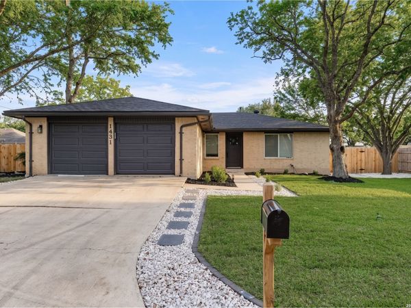 1431 CAMELLIA LN, New Braunfels, TX 78130