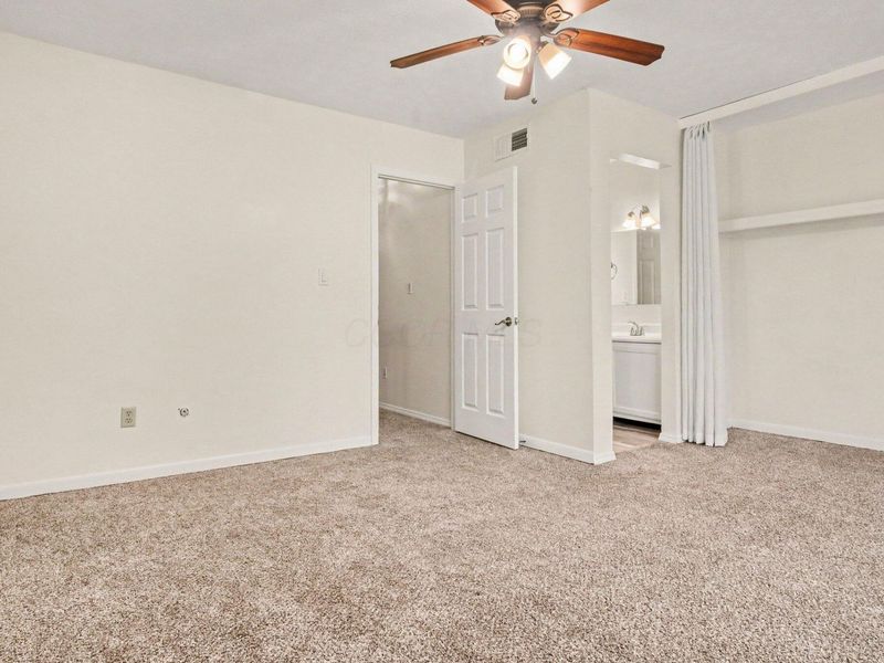 5361 Valley Lane E, Unit Z67, Columbus, OH 43231 Photo 22