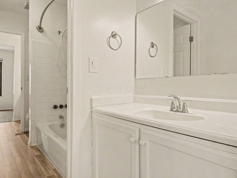 5361 Valley Lane E, Unit Z67, Columbus, OH 43231 Photo 26