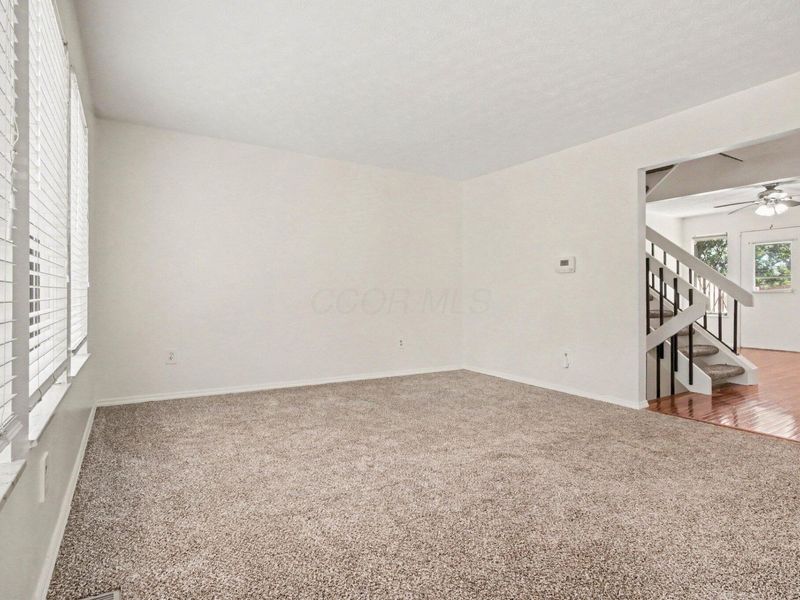 5361 Valley Lane E, Unit Z67, Columbus, OH 43231 Photo 6