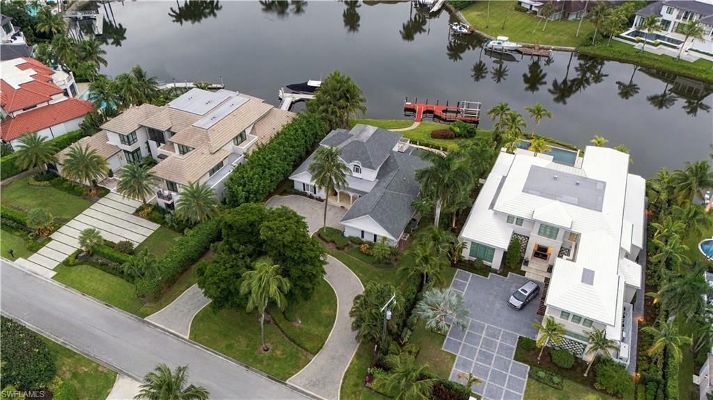 3191 Gin Ln, Naples, FL 34102 Photo
