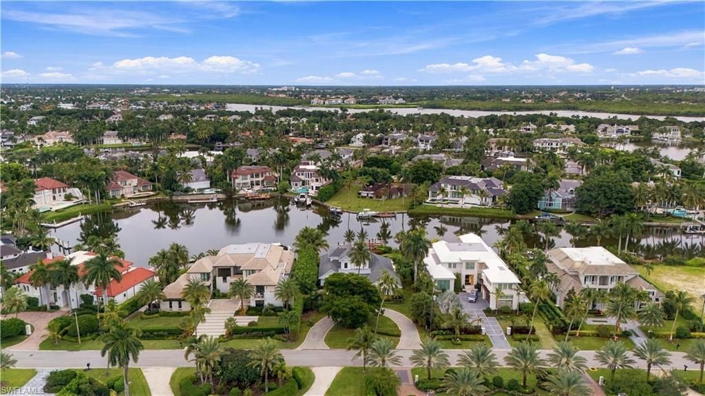 3191 Gin Ln, Naples, FL 34102 Photo