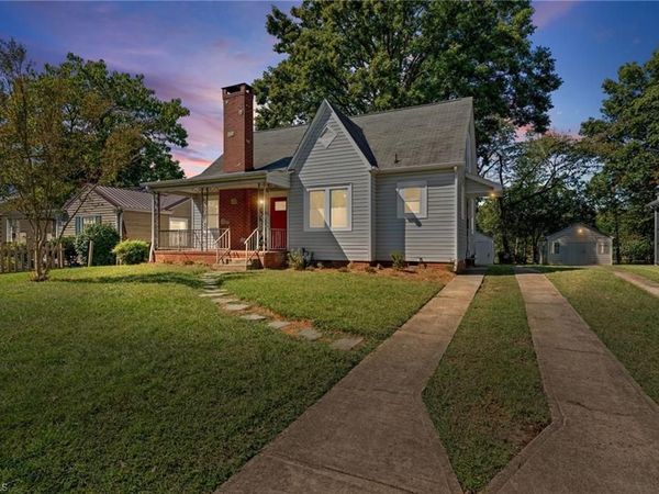812 Holland Street , Winston-Salem, NC 27101