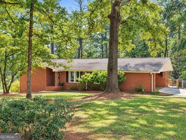 80 Stagecoach Circle, Stockbridge, GA 30281