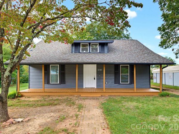 1014 8th Street, Statesville, NC 28677
