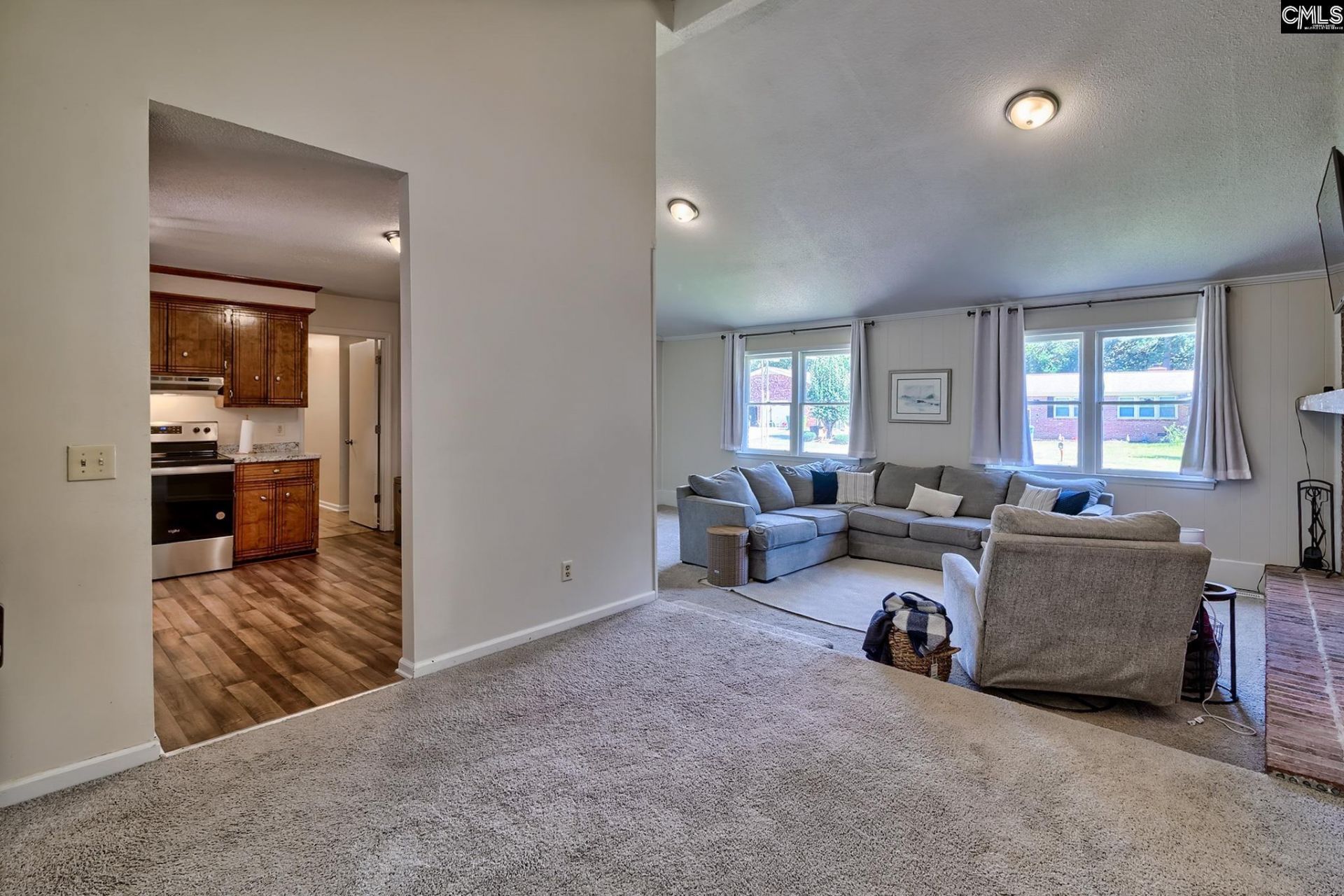 321 Sheridan Drive  Photo 12