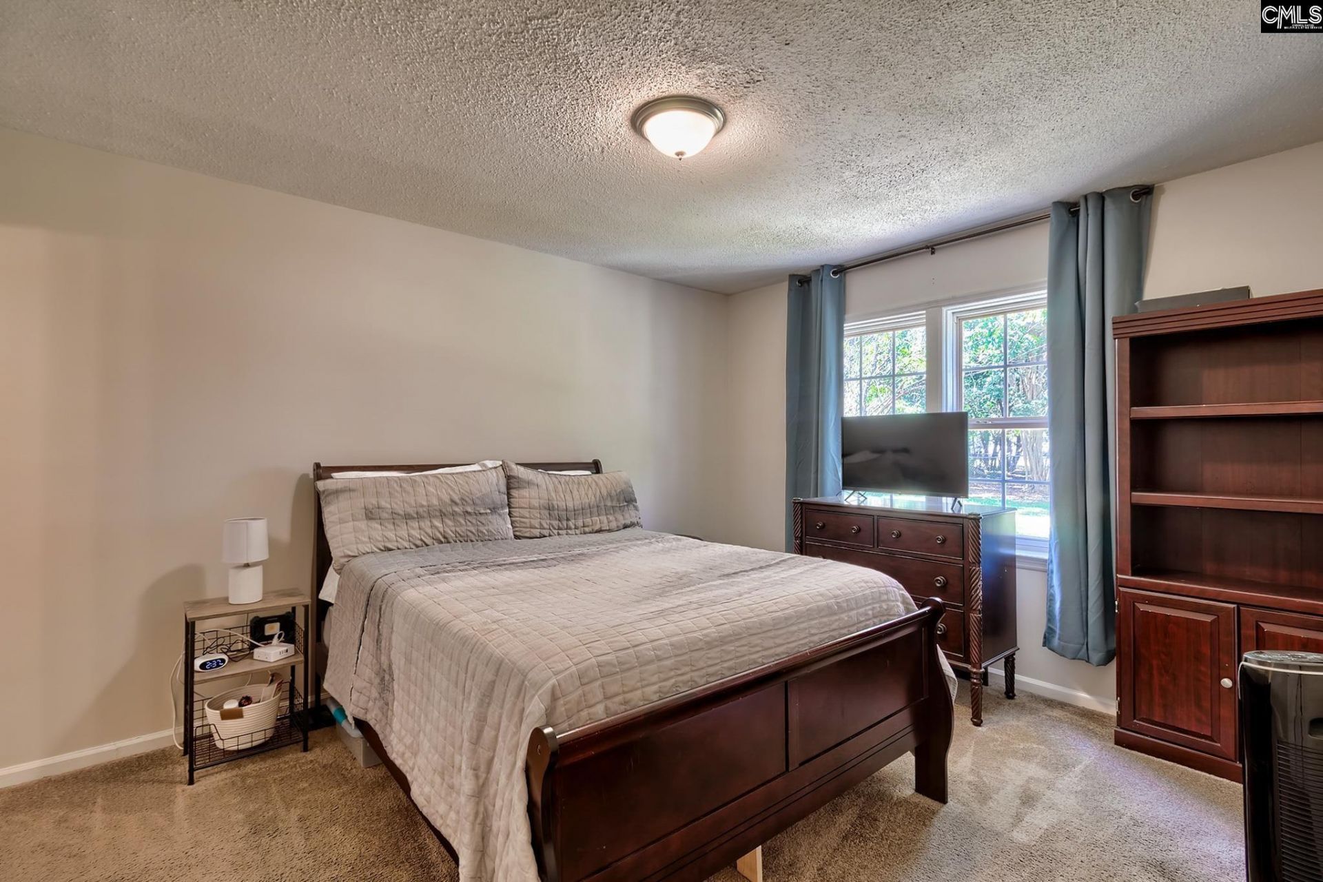 321 Sheridan Drive  Photo 23