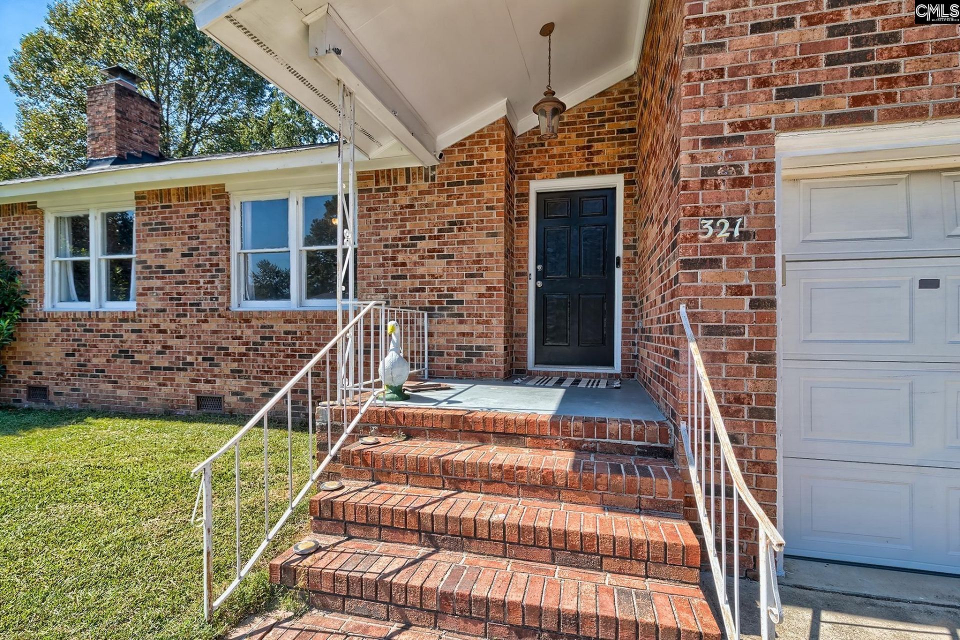 321 Sheridan Drive  Photo 4