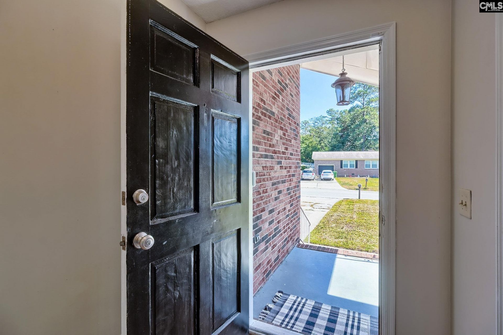 321 Sheridan Drive  Photo 6