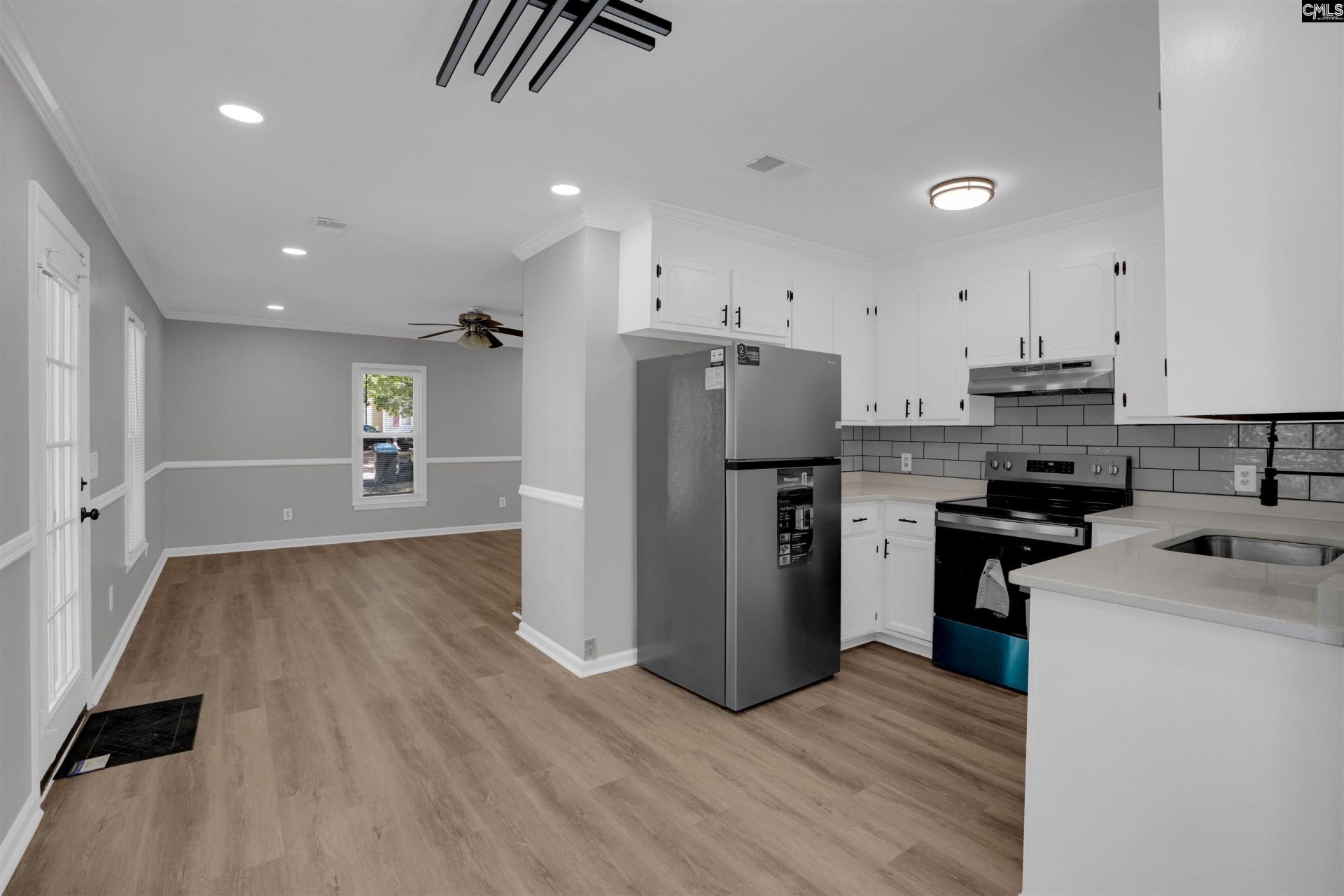204 River Song Road Photo 12
