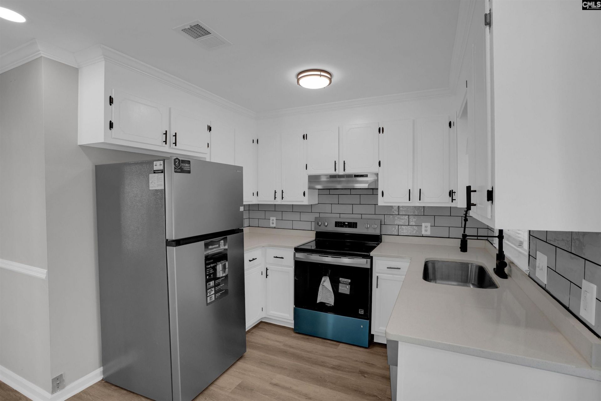 204 River Song Road Photo 13
