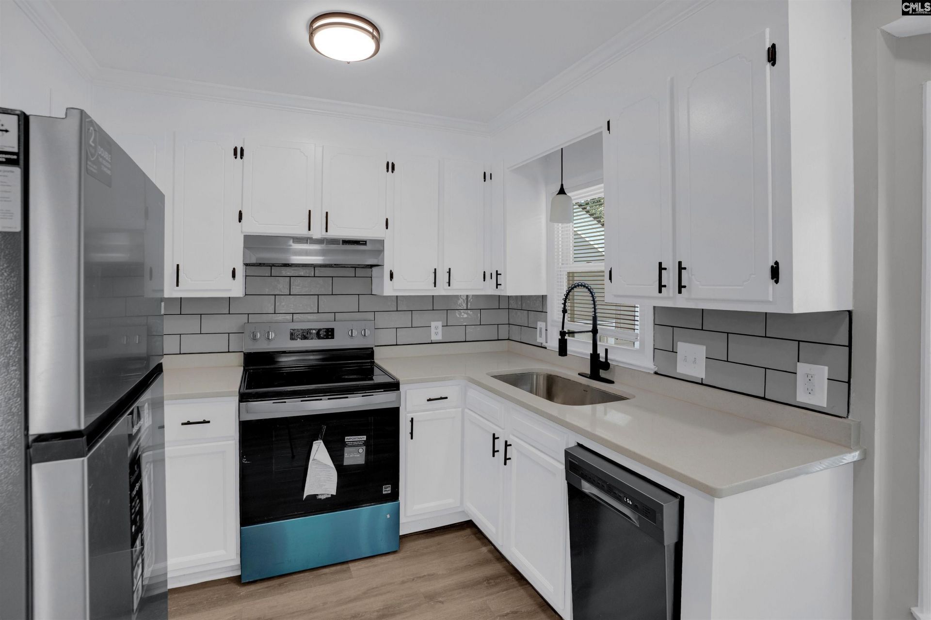 204 River Song Road Photo 14