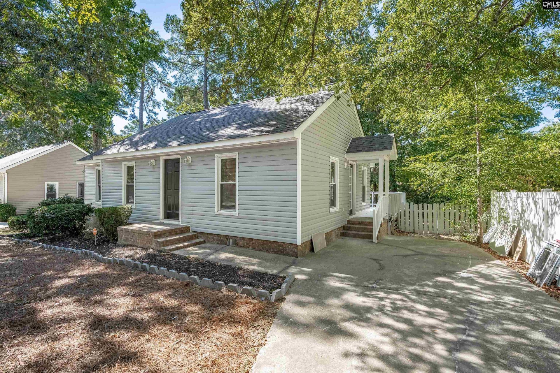 204 River Song Road Photo 4