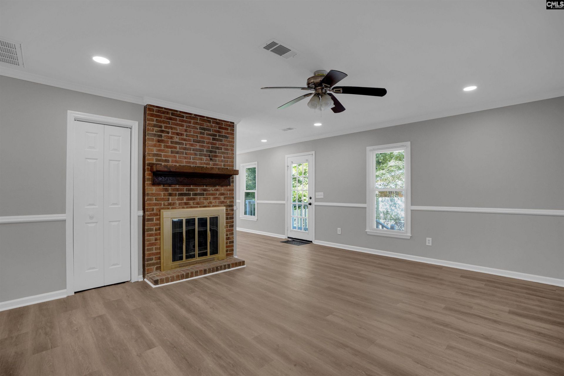204 River Song Road Photo 6
