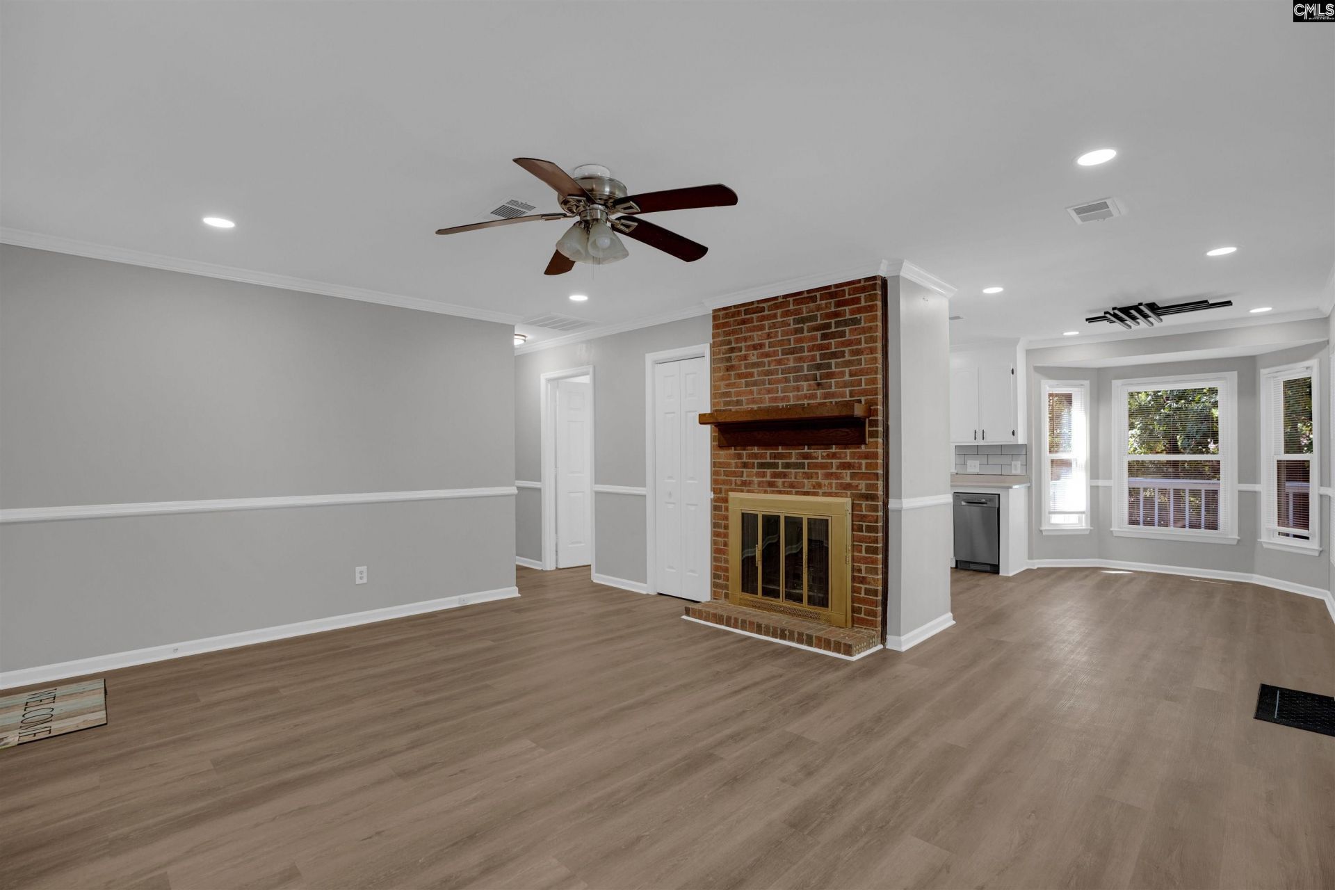 204 River Song Road Photo 8