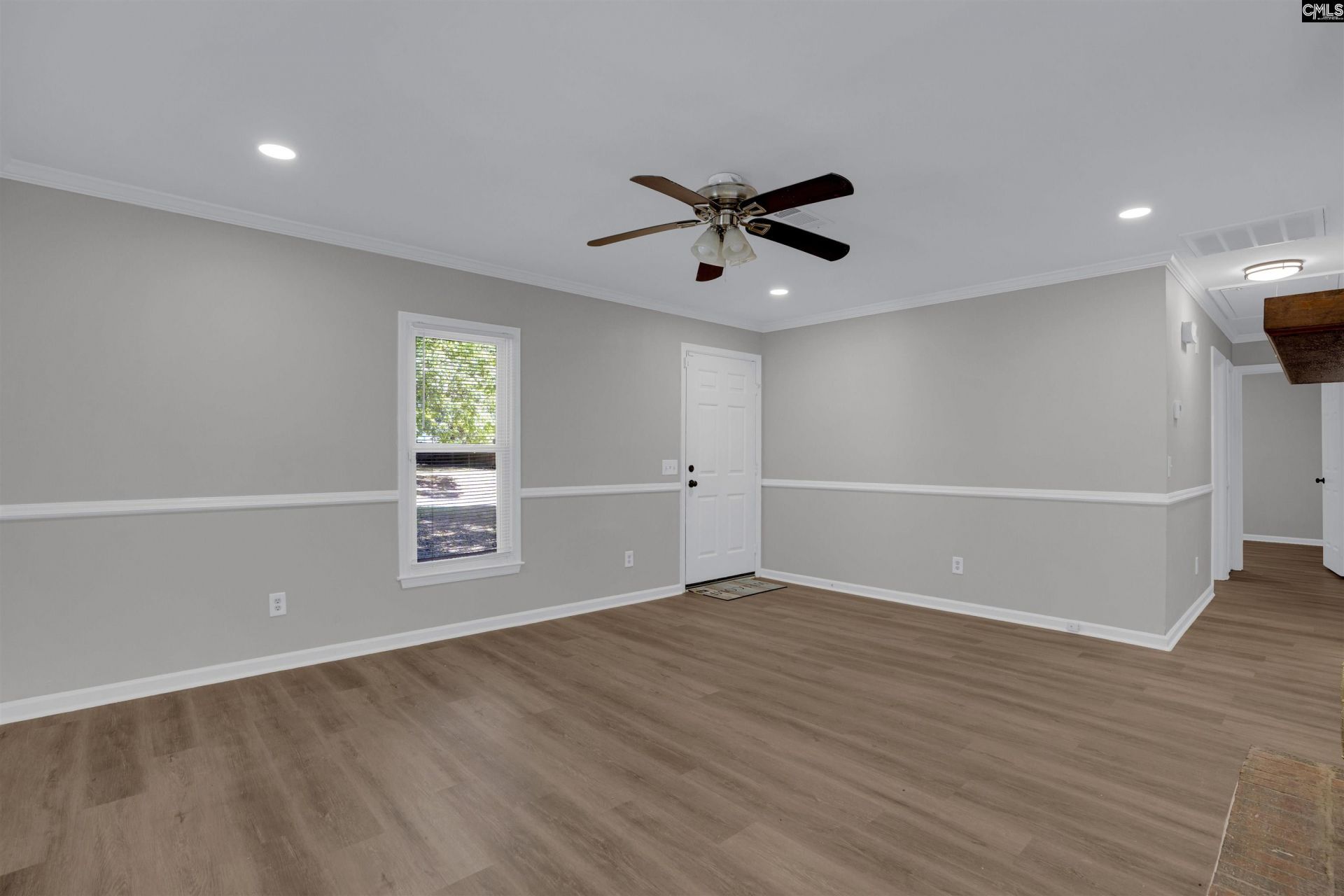 204 River Song Road Photo 9