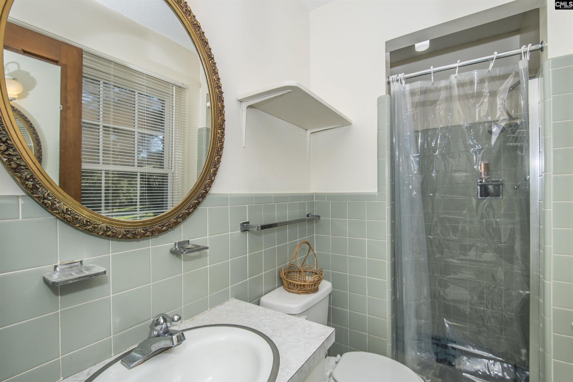261 White Falls Drive  Photo 14