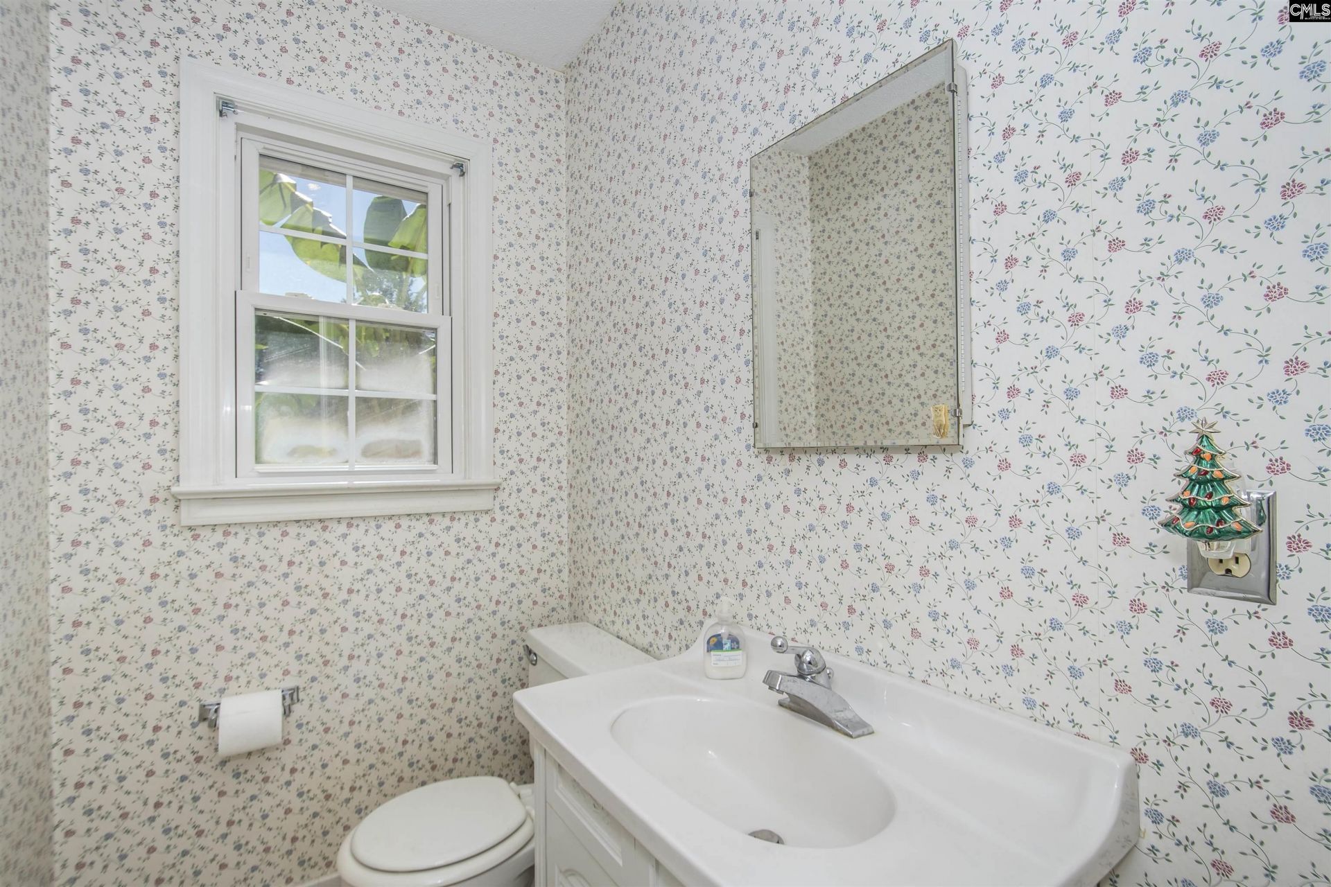 261 White Falls Drive  Photo 8