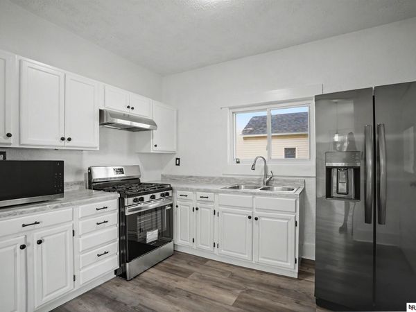 2411 Madison Street, Bellevue, NE 68005