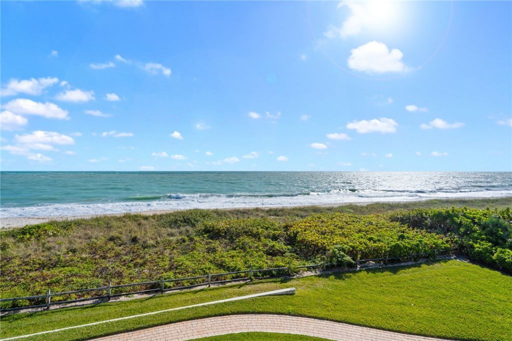 1180 Reef Road, Unit A26, Vero Beach, FL 32963 Photo